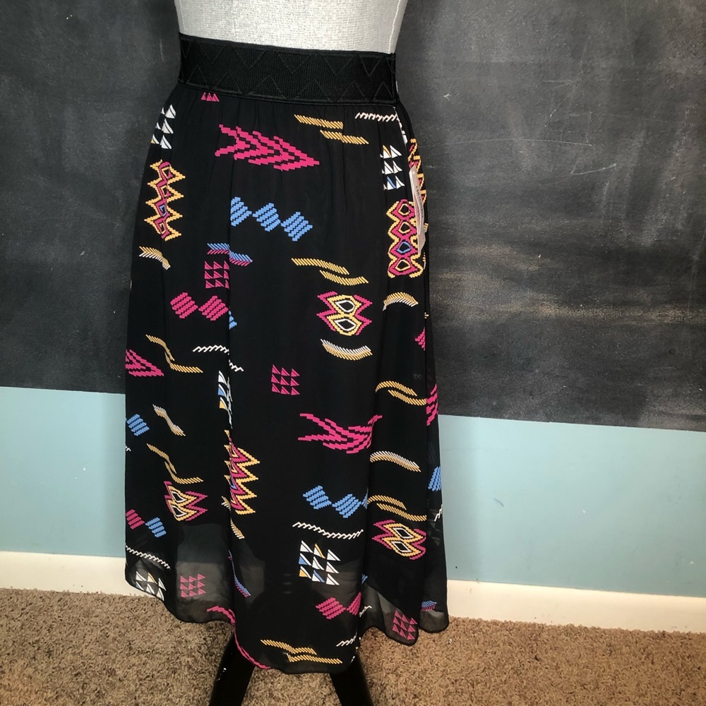 LuLaRoe Lola